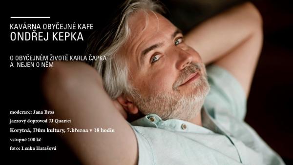 Ondřej Kepka v kavárně Obyčejné kafe