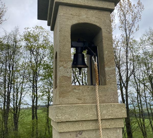 Zvonička má zpět svůj zvon