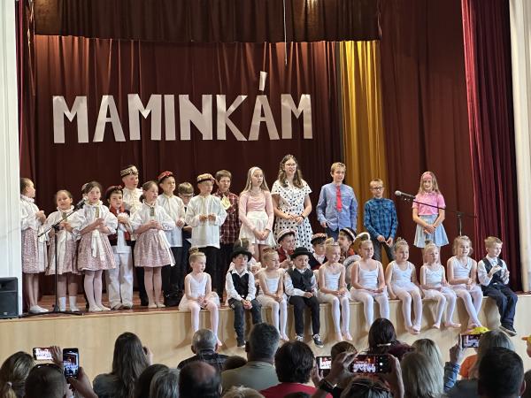 Škola a školka priority obce