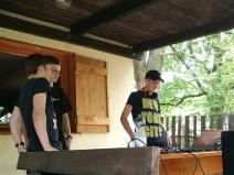 DJ