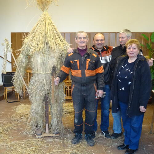 Mužáci výroba slaměňák 2016 foto JK