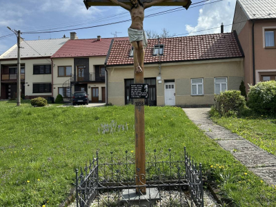 kříž nový  (1)