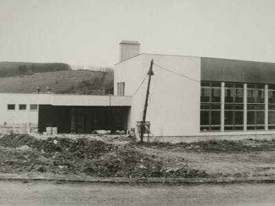 historie, stavba sportovní haly (3)