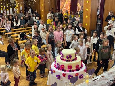 4b33ed8c-45f7-47f8-82bf-a1dffa88646b