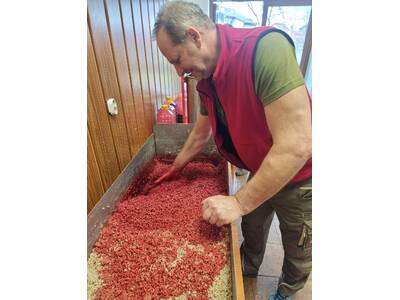 40989e99-ee6a-4a8b-bd9c-4d9351294904