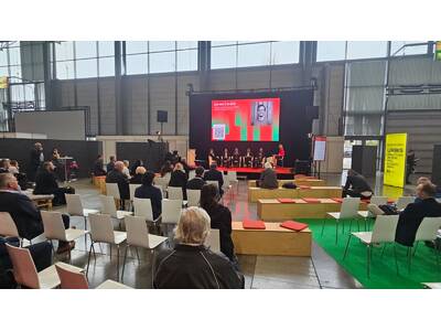 898b3858-226b-437d-a649-167c7aa68a8a