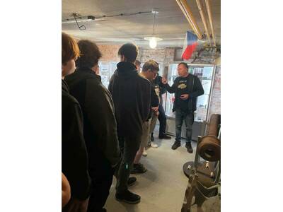 212ff12e-67c9-41b6-892c-ae6a1f8368a7